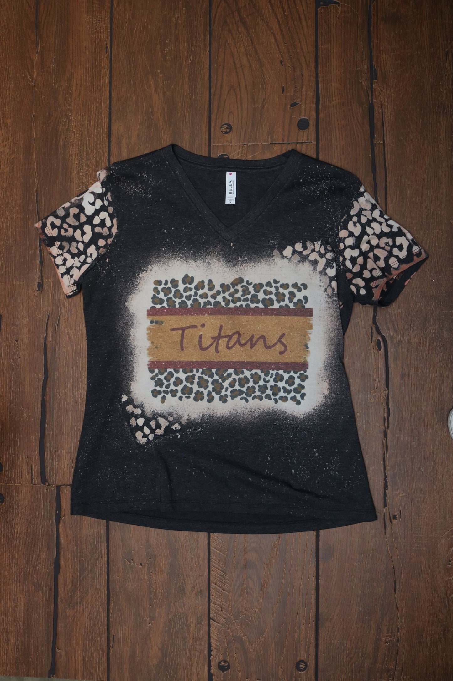 Bleached Lepard Titans