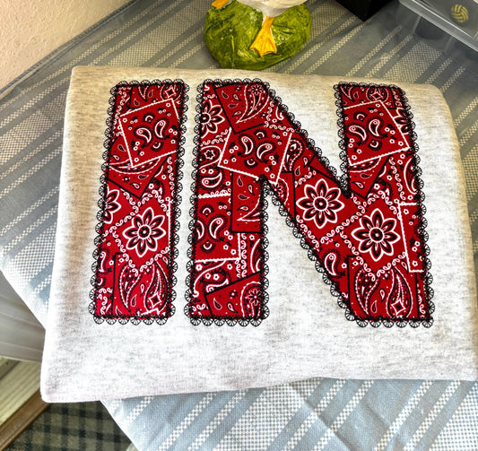Bandana Lace appliqué crew