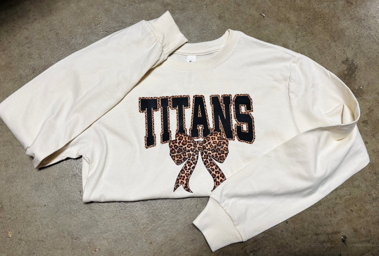 Bold & Beautiful: Titans Leopard Bow