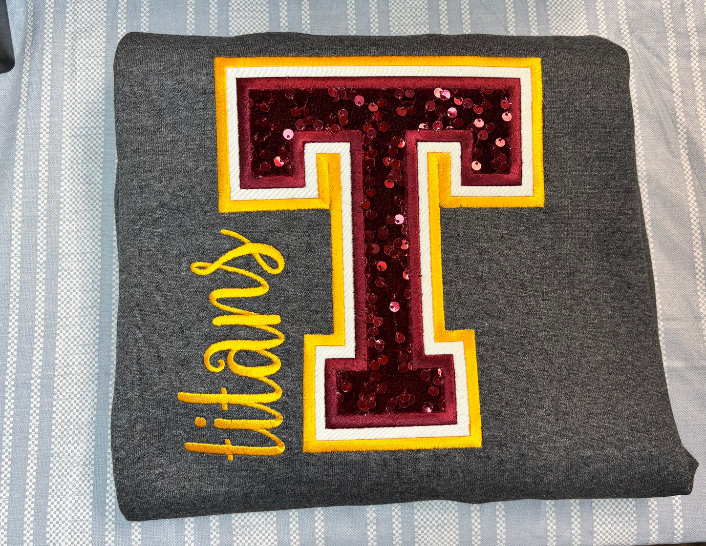 Sequin Appliqué mascot crewneck