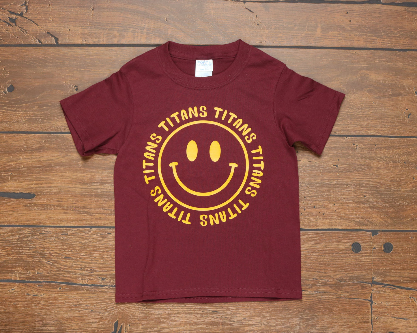 YOUTH Smiley Titans T-shirt